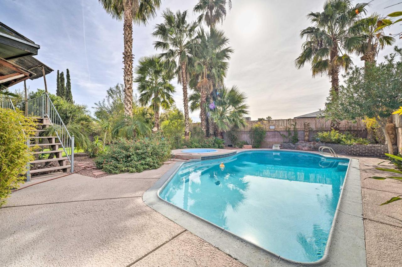 Vegas Oasis Home With Pool And Spa 7 Miles To Strip ลาสเวกัส ภายนอก รูปภาพ