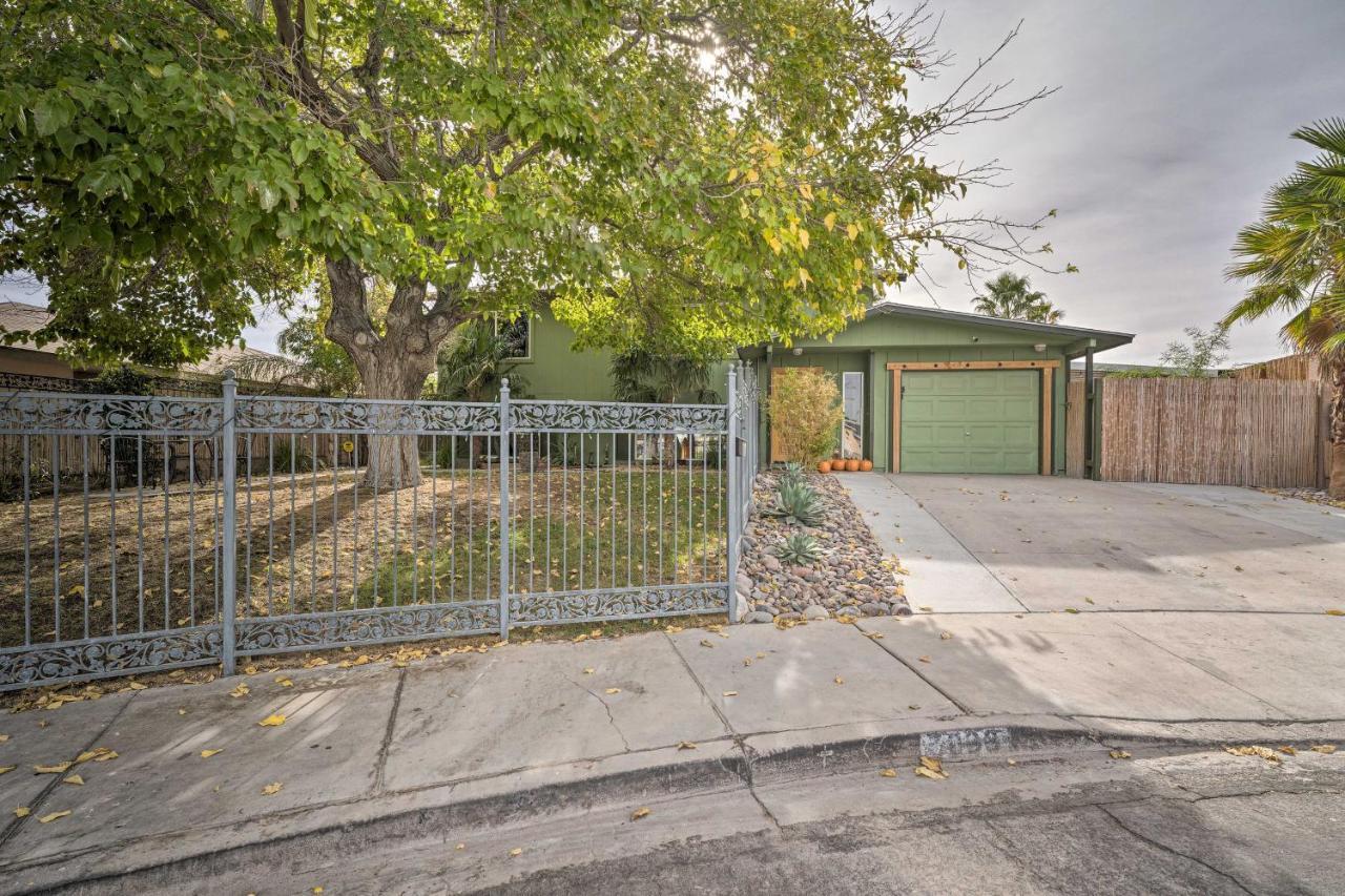 Vegas Oasis Home With Pool And Spa 7 Miles To Strip ลาสเวกัส ภายนอก รูปภาพ