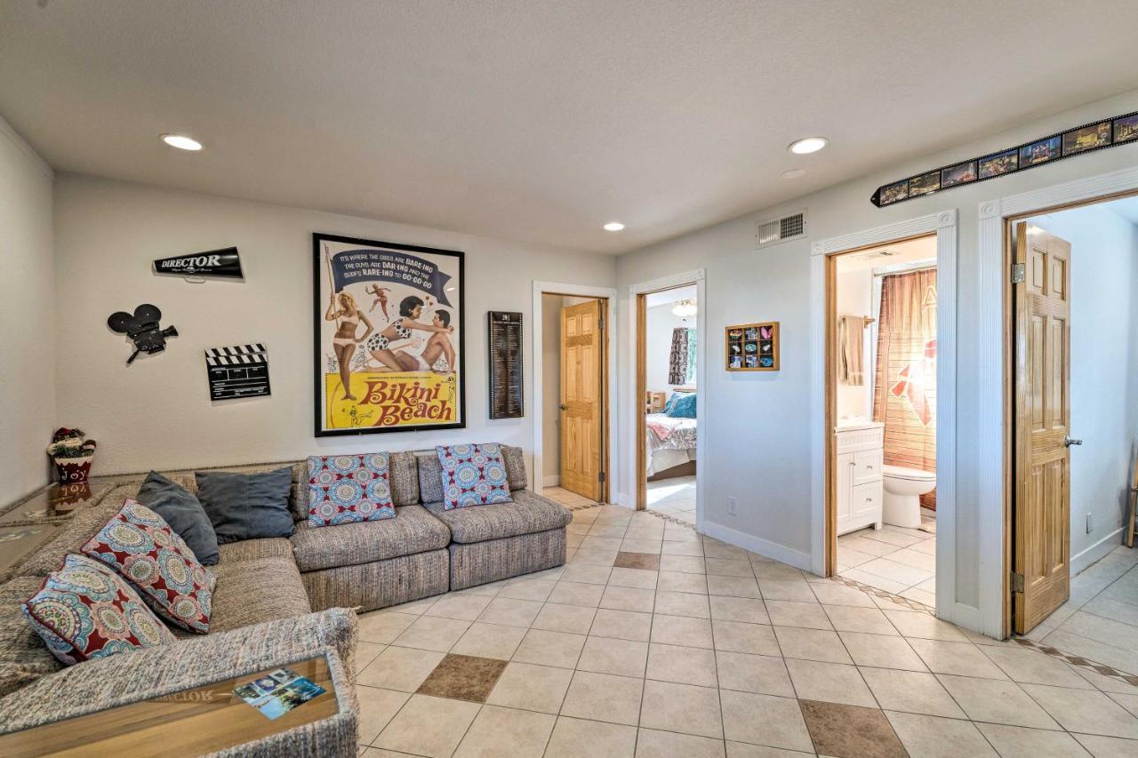 Vegas Oasis Home With Pool And Spa 7 Miles To Strip ลาสเวกัส ภายนอก รูปภาพ